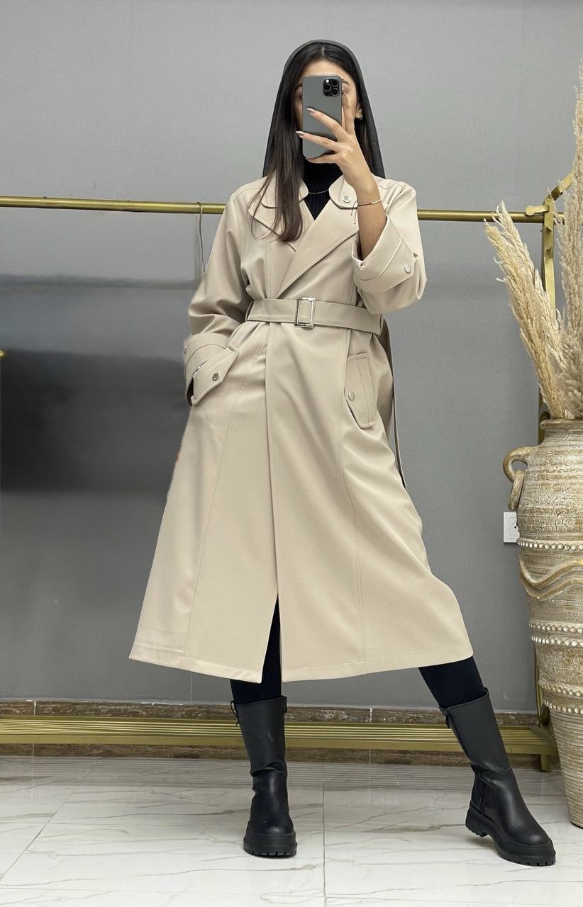 تصویر بارونی زنانه ضد آب پرادا 